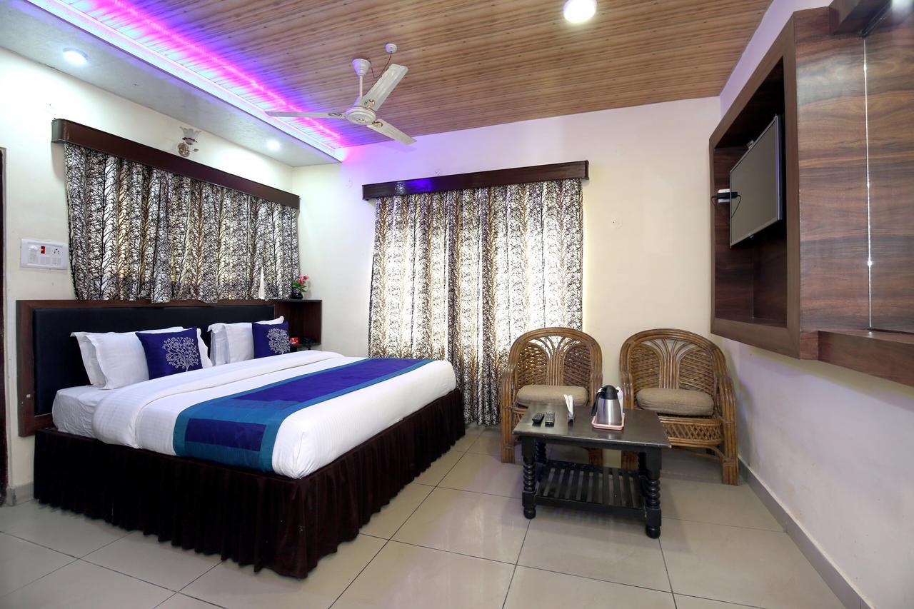Oyo 9942 Hotel Ravine ดารัมซาลา ภายนอก รูปภาพ